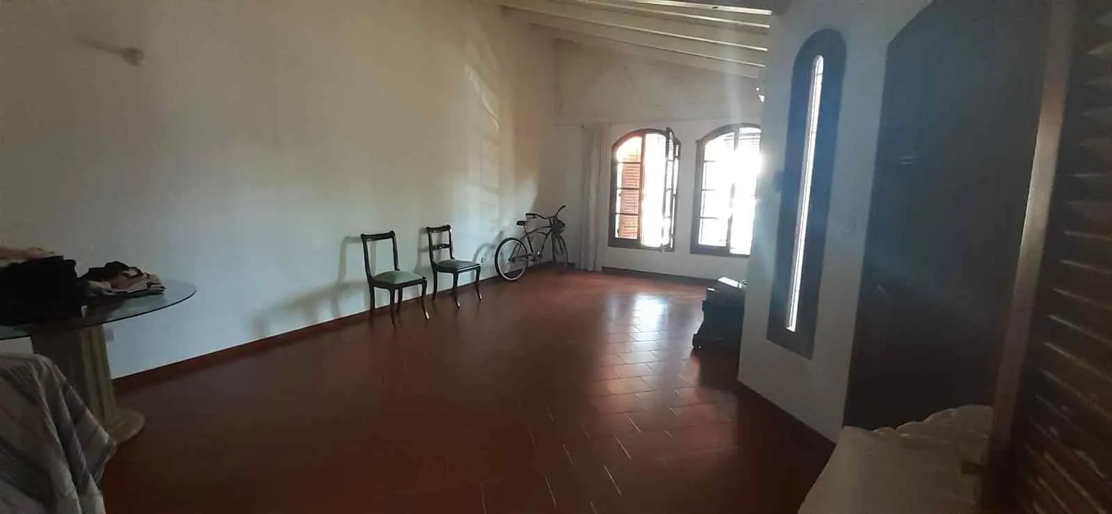 aviso-casa-venta-13415036 URCA – SUITE EN P.B- 4 D – 5 BÑ – 3 COCH – QUINCHO Y PILETA