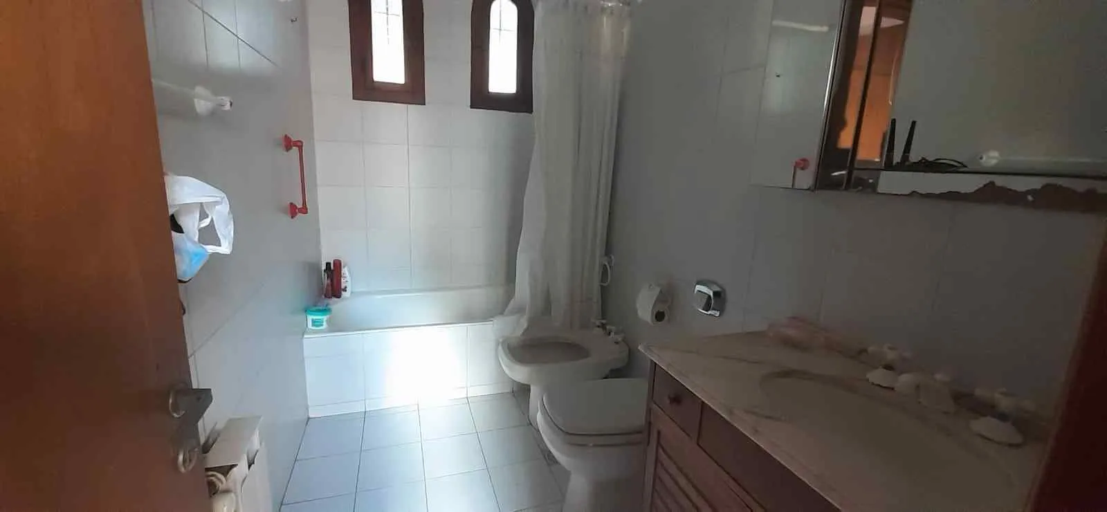 aviso-casa-venta-13415041 URCA – SUITE EN P.B- 4 D – 5 BÑ – 3 COCH – QUINCHO Y PILETA