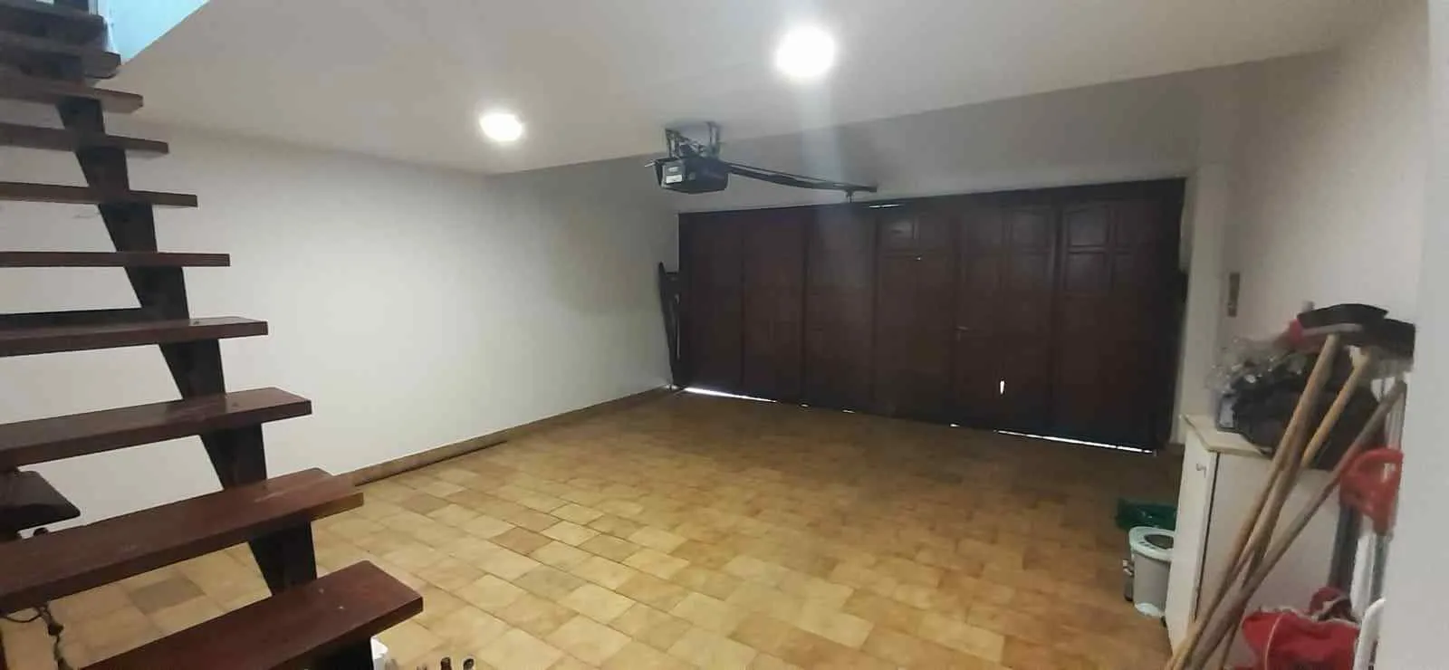 aviso-casa-venta-13415043 URCA – SUITE EN P.B- 4 D – 5 BÑ – 3 COCH – QUINCHO Y PILETA