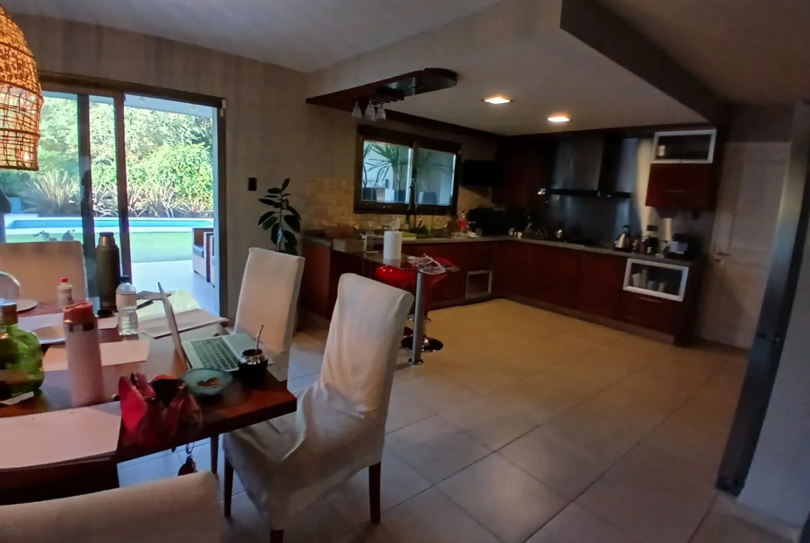 LA RESERVA – MODERNA CON TODO REC CONDOMINIO V ESCONDIDO