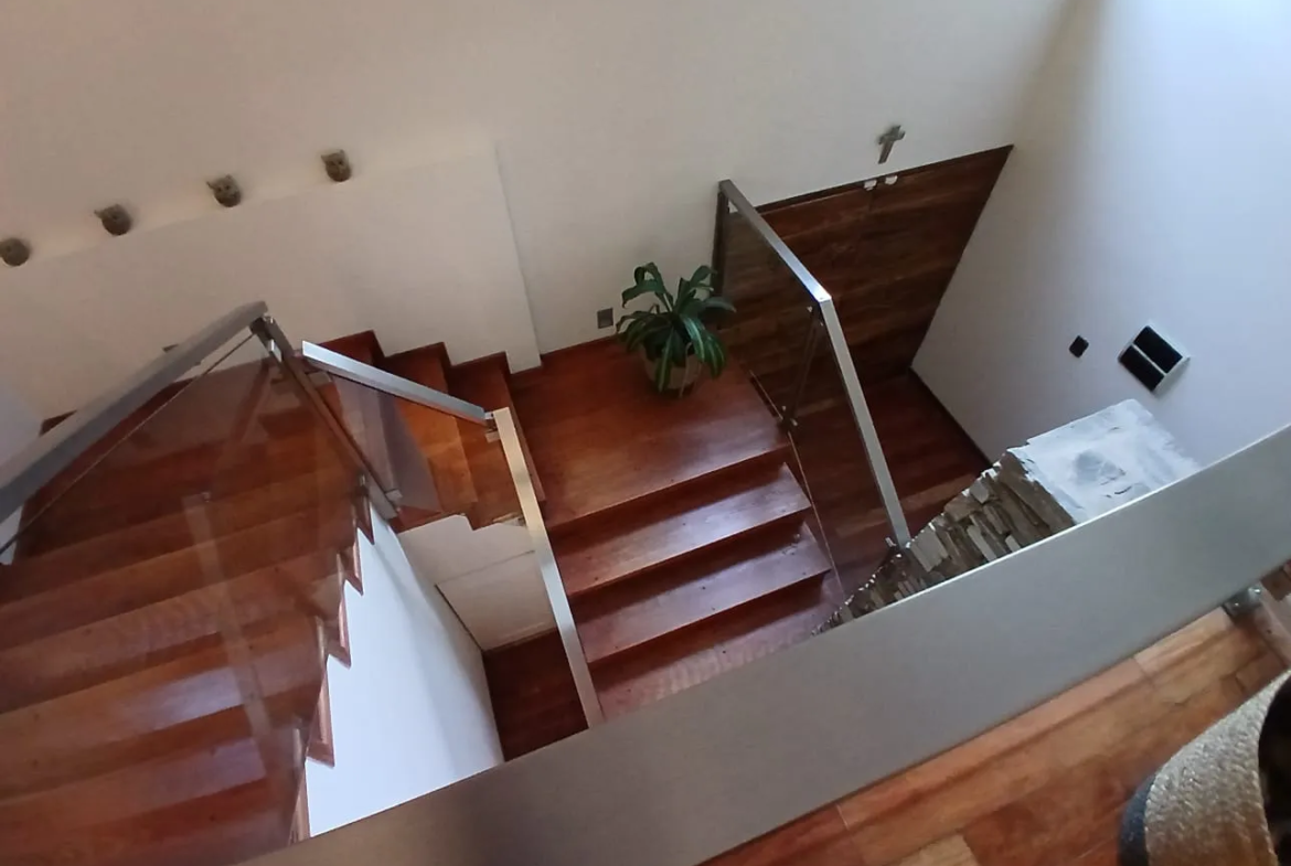 LA RESERVA – MODERNA CON TODO REC CONDOMINIO V ESCONDIDO