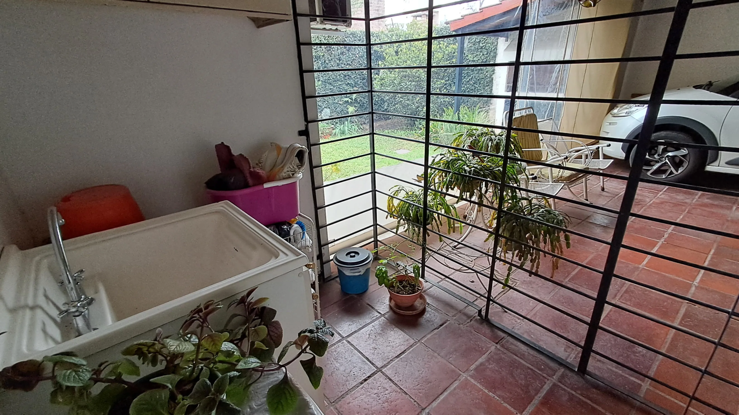 inmuebles-casa-venta-5509489-1091575d-02ab-4b5d-a8e8-8e18f0fdb80a VILLA BELGRANO- MTRS GAUSS AP CREDITO NACION PTA BAJA. 3D, 2B, 2COCH- IMPECABLE