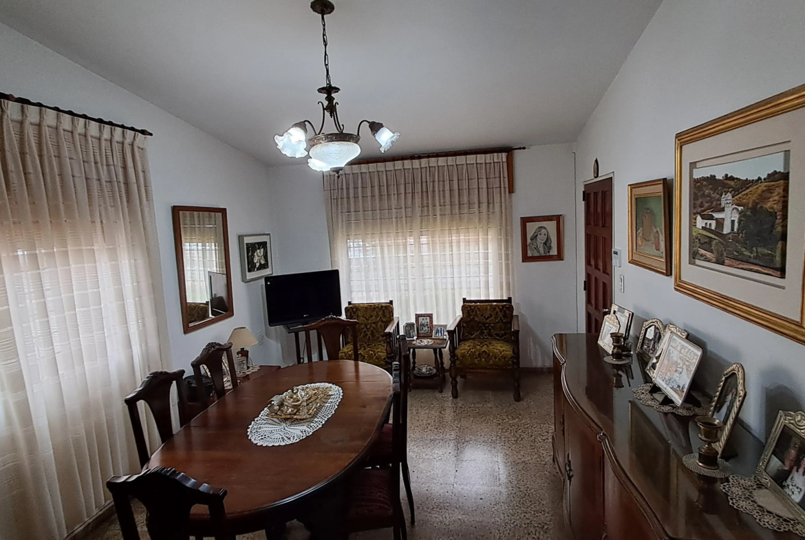 VILLA BELGRANO- MTRS GAUSS AP CREDITO NACION PTA BAJA. 3D, 2B, 2COCH- IMPECABLE