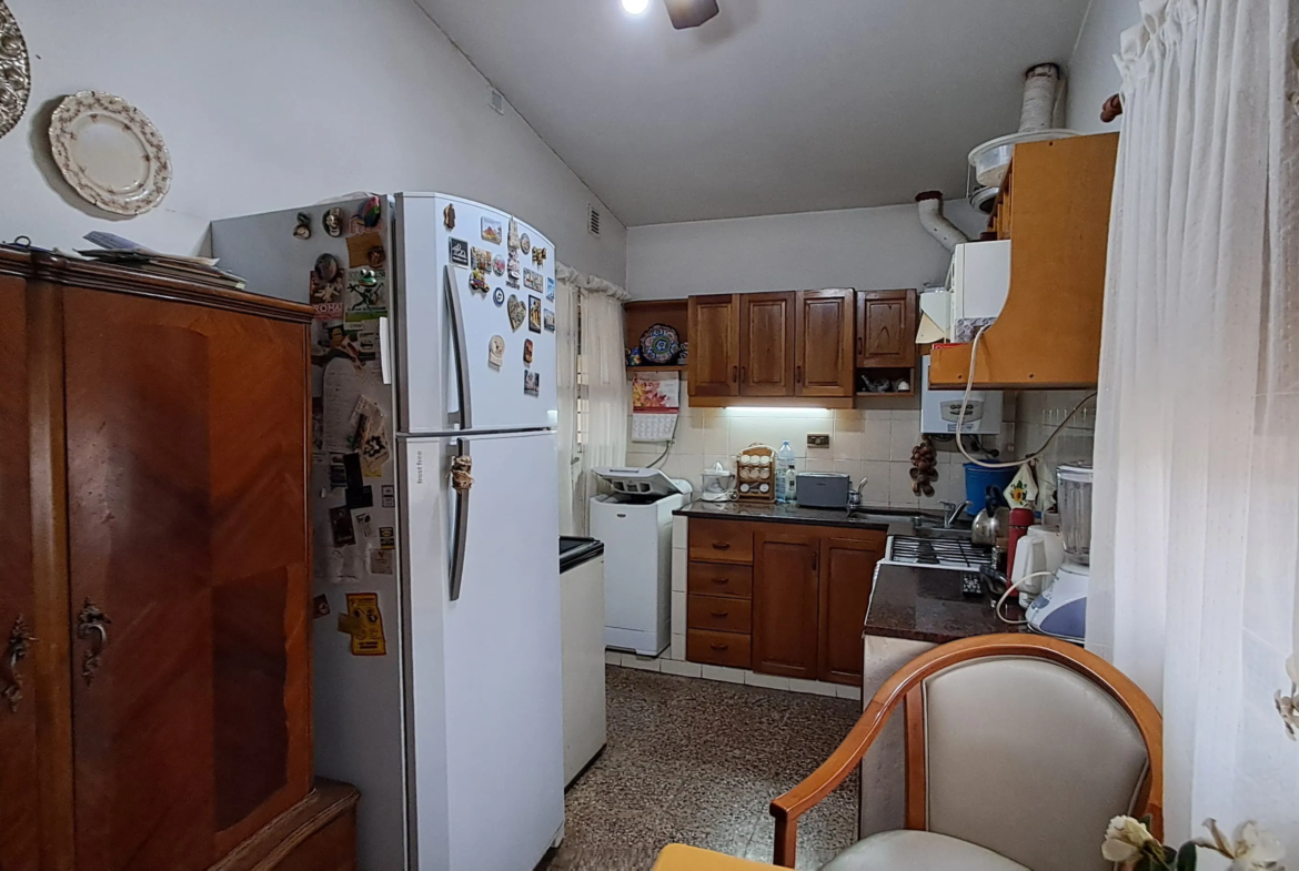 VILLA BELGRANO- MTRS GAUSS AP CREDITO NACION PTA BAJA. 3D, 2B, 2COCH- IMPECABLE