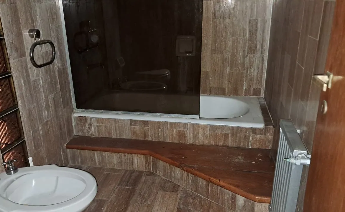NVA CBA-PISO C/COCHERA AV. YRIGOYEN 300 -EXCLUSIVO, FRENTE A BUEN PASTOR- 4 DORM