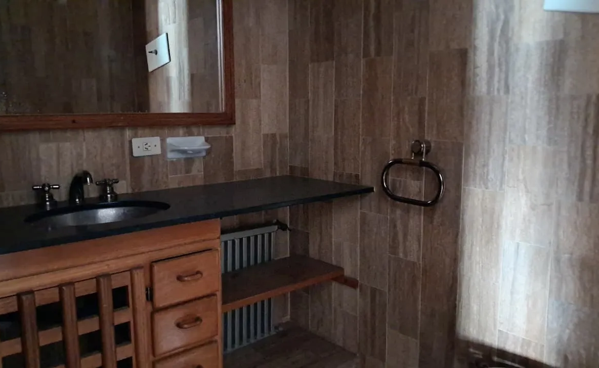 NVA CBA-PISO C/COCHERA AV. YRIGOYEN 300 -EXCLUSIVO, FRENTE A BUEN PASTOR- 4 DORM