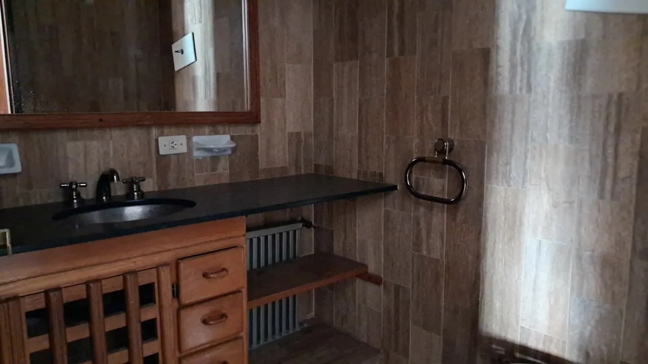 inmuebles-departamento-venta-5546670-e62067dc-1f95-426b-9bc2-74f16255cd21 NVA CBA-PISO C/COCHERA AV. YRIGOYEN 300 -EXCLUSIVO, FRENTE A BUEN PASTOR- 4 DORM