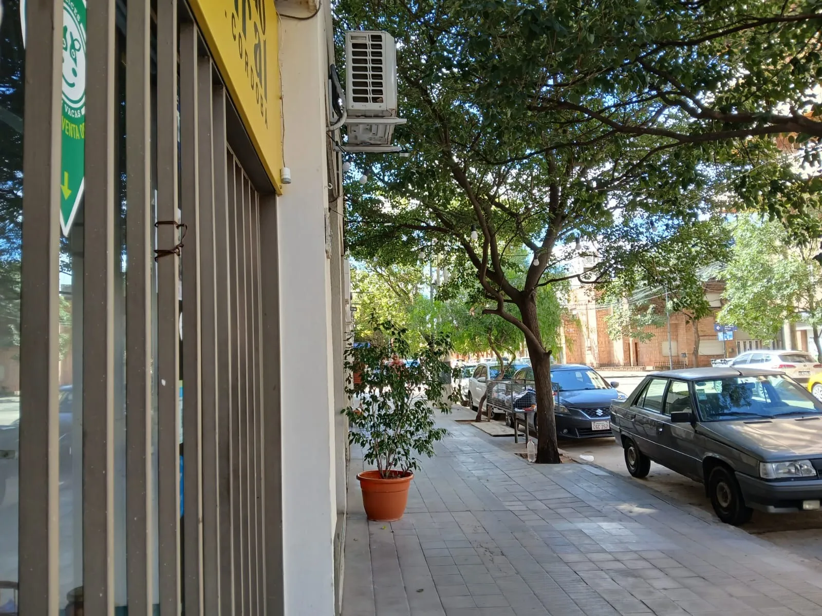 inmuebles-local-venta-5600664-c9866911-7295-40f5-8bf2-34e4bc71198e COFICO – Sucre 1400 casi Bedoya – LOCAL 42 m2 + Patio -Con renta