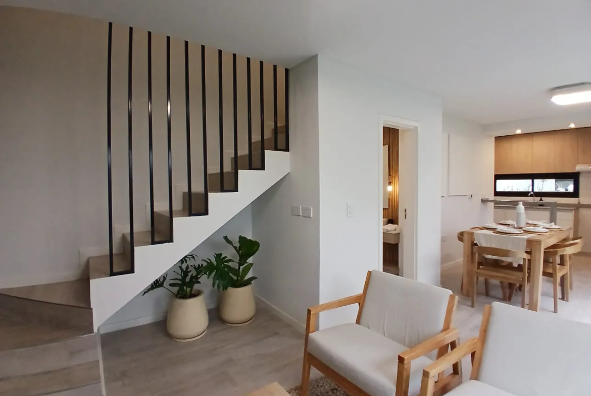 POETA LUGONES (MTS CPC)- COMPLEJO CERRADO, DUPLEX CON POSESIÓN. 3D. IMPECABLE