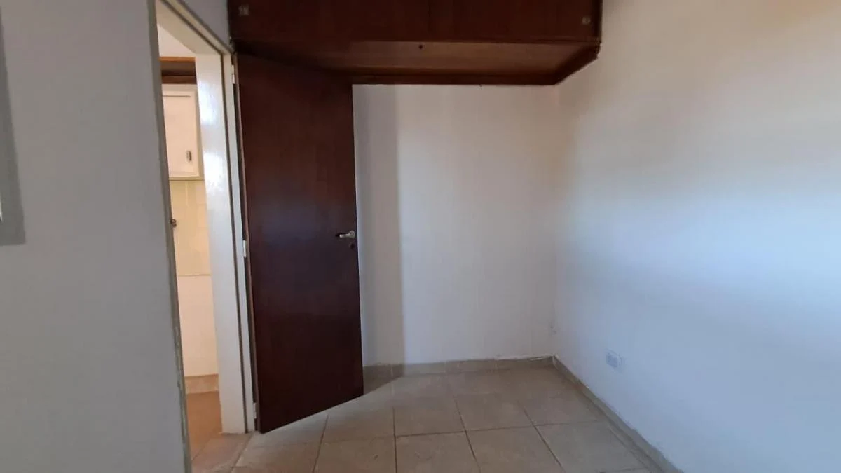 2007160342 CENTRO- SEMIPISO 2 DORM, 2 BAÑOS- RECICLADO. AMPLIO- IMPECABLE – ÁPTO CRÉDITO
