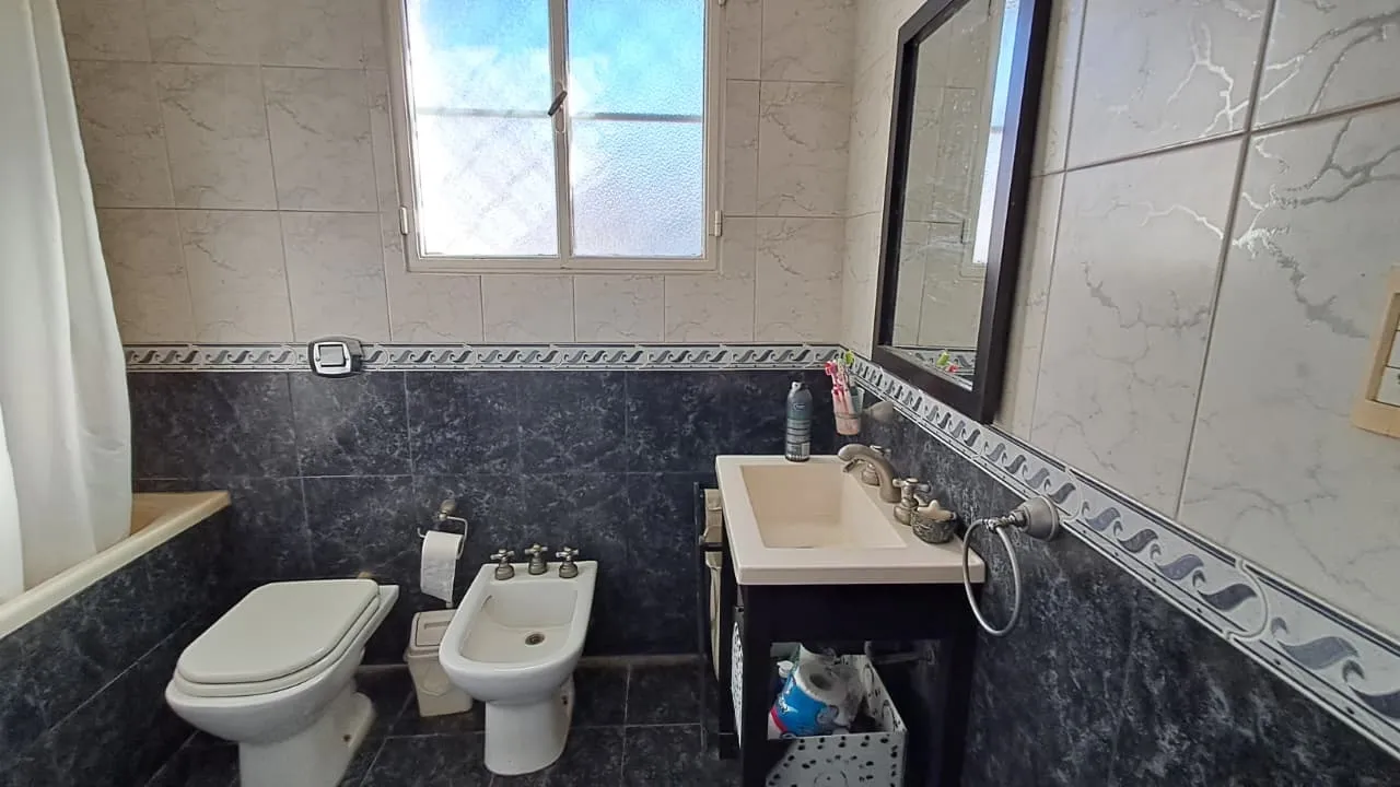 inmuebles-casa-venta-5611280-89ed17b5-3d72-46e4-896d-c47cff76590e LA FALDA | VILLA EDÉN | CHALET EN PLANTA BAJA CON PARQUE Y PILETA- REC MENOR