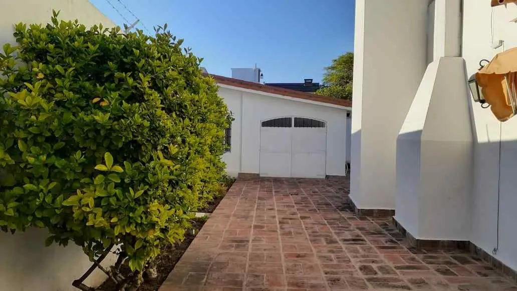 CERRO – CHALET P. BAJA A NUEVO-A 50 Mts NUÑEZ