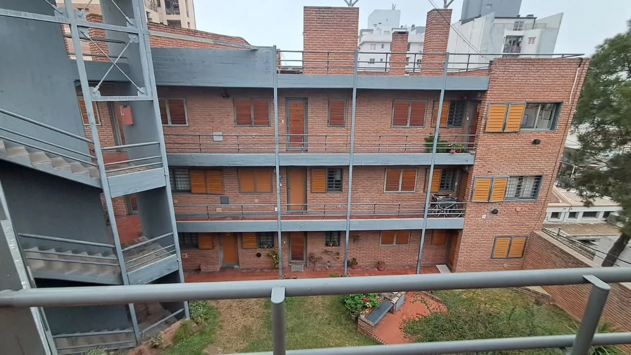 inmuebles-departamento-venta-5646232-caaa2ecb-7d27-4824-bb38-62848e219a78 ALTOS GRAL PAZ- DPTO 2 DORM. C/ AMPLIA TERRAZA DE USO EXCLUSIVO (20M2)- FACTIBLE COCHERA