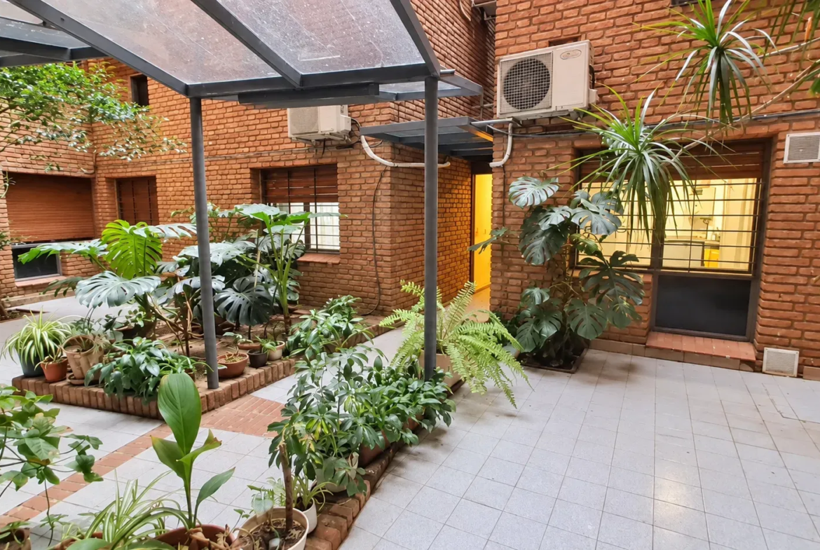 NVA CBA- MTRS P. OLMOS- 1 DORM CON PATIO PROPIO DE 15M2- ESPECTACULAR UBICACIÓN- ID RENTA- APTO CRÉDITO