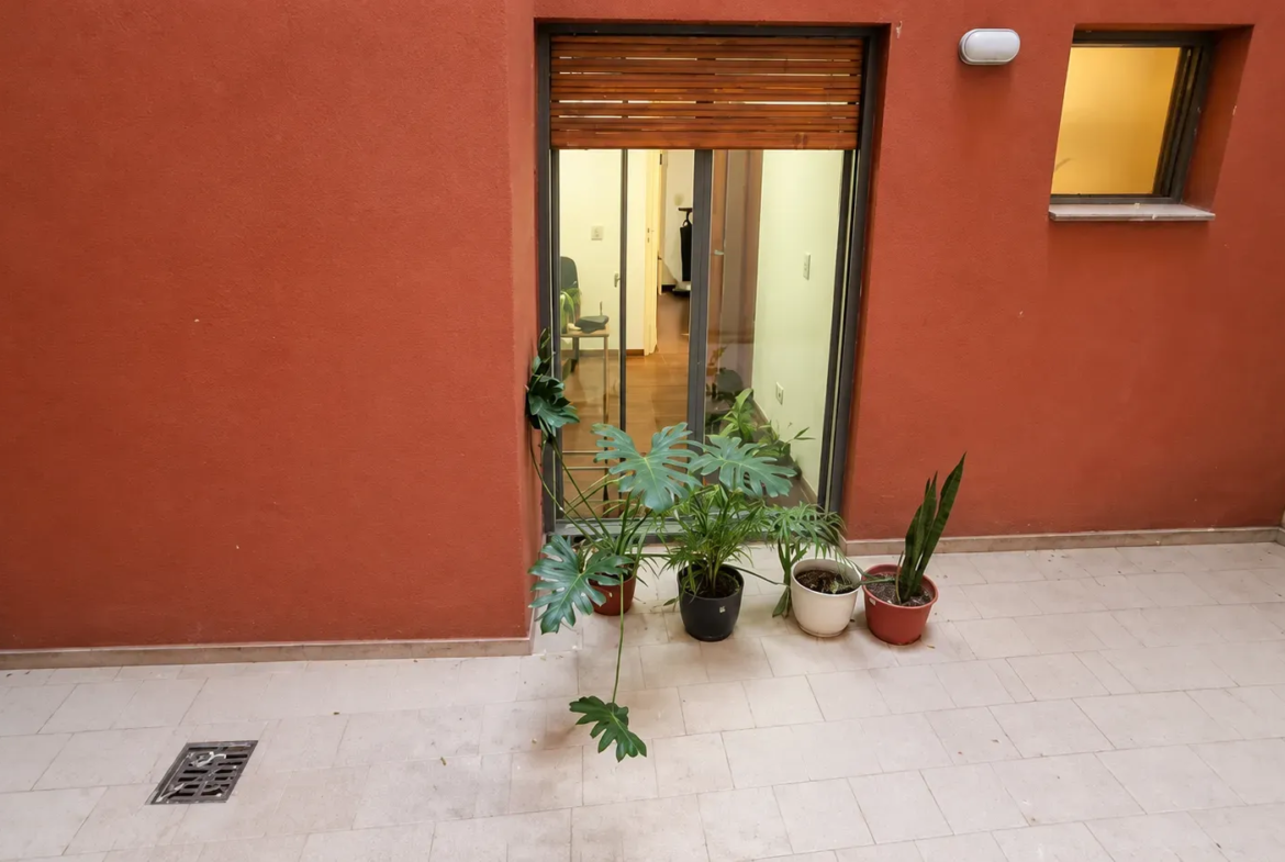 NVA CBA- MTRS P. OLMOS- 1 DORM CON PATIO PROPIO DE 15M2- ESPECTACULAR UBICACIÓN- ID RENTA- APTO CRÉDITO