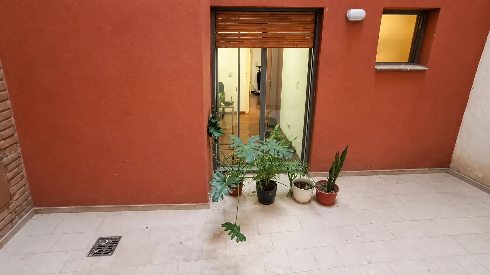 NVA CBA- MTRS P. OLMOS- 1 DORM CON PATIO PROPIO DE 15M2- ESPECTACULAR UBICACIÓN- ID RENTA- APTO CRÉDITO