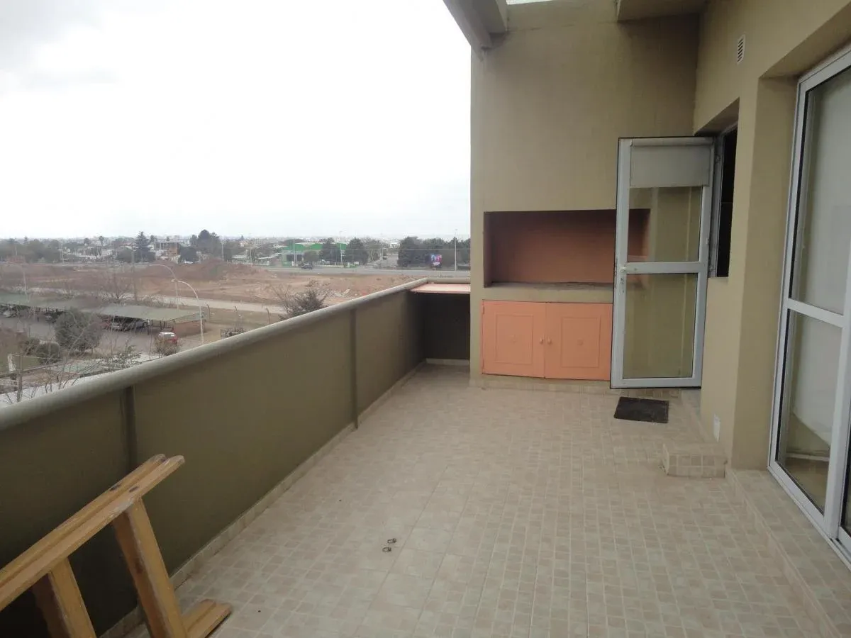 TERRAZAS DEL CHATEAU- ESPECTACULAR- 3 DORM. 2 BALCONES- CON COCHERA